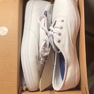 Brand new white keds sneakers